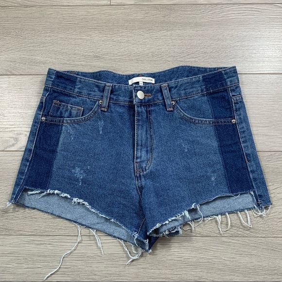 OAK+ FORT Raw Hem High Rise Jean Shorts - Picture 1 of 9